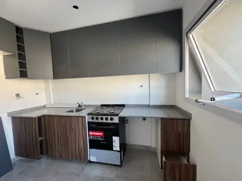 Departamento en Alquiler con 1 cocheras