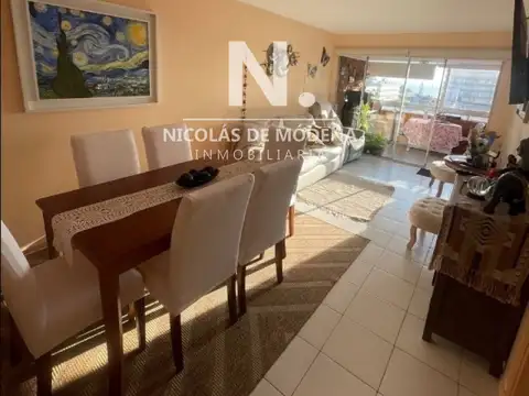 Vende apartamento de 2 dormitorios con agradable vista en Brava, Punta del Este.