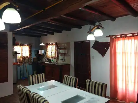 Casa en Venta con 4 cocheras