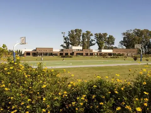 LOTE VENTA CAMPOS DE ROCA II A 300m DEL CLUB HOUSE