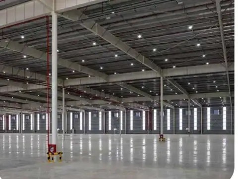 ALQUILER NAVE TRIPLE A EN EL JAGUEL DEPOSITO DE 2900 M2 CUBIERTOS