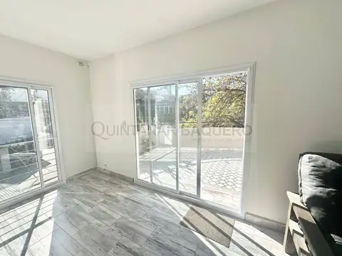 Depto Tipo Casa en Alquiler de 1 dormitorio