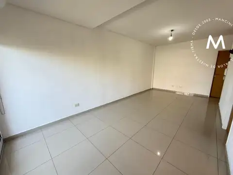 Departamento en Alquiler en Chilavert, $ 500.000