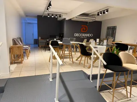 Local en Venta 30 años