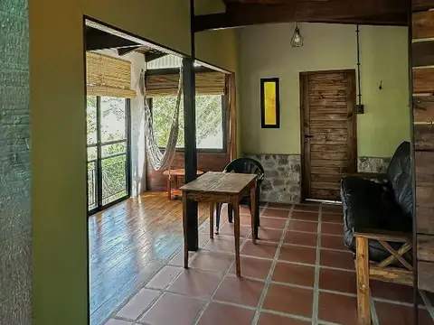 02520 -  Aloja vende 1 1/2ha. con cabaña monoambiente al pie del Cerro Uritorco. Capilla del Monte