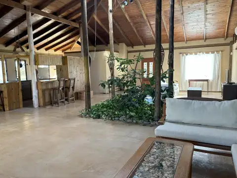 Casa en Alquiler en Chacras Del Parana, USD 900