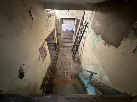 Depto Tipo Casa 4 ambientes con 2 baños