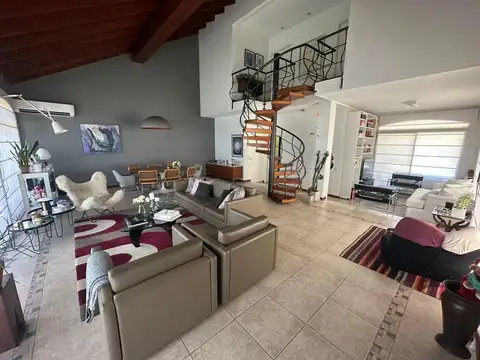 Casa en Venta en Bella Vista, USD 310.000