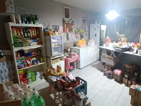 TRIPLEX EN VENTA 3 DORMIS MAS UN DEPTO-CENTENARIO