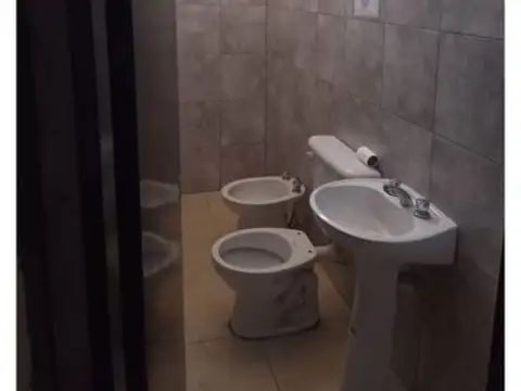 Galpon en Alquiler 9  mts Frente