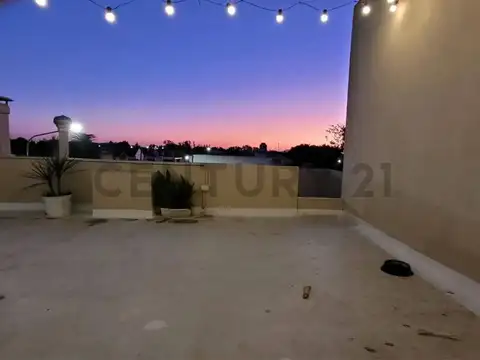 7 esquina 522 bis , Piso 0