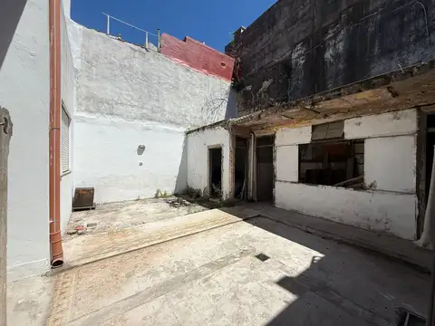 GALPON EN ALQUILER O CASA COMERCIAL, TODO TIPO DE RUBROS