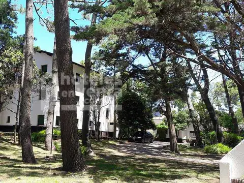 Hotel 2 estrellas en VENTA - 30 Hab - 92 Plaz