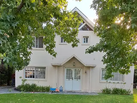 Casa en Venta de 4 dormitorios