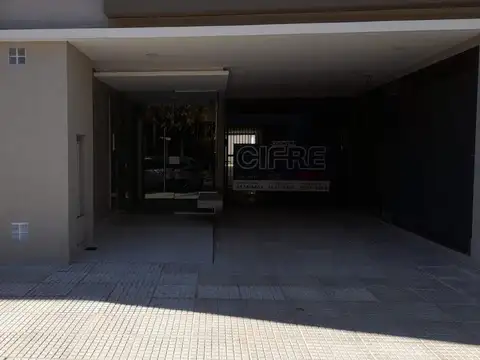 Cochera fija descubierta en planta baja porton automatico