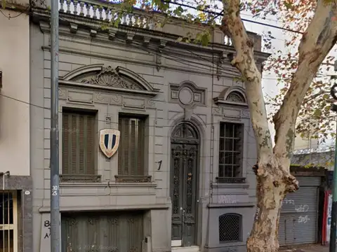 Avenida Hipólito Yrigoyen 3500