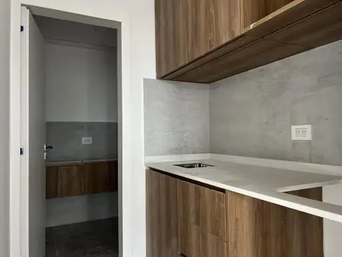 Oficina en VENTA | Paseo Comercial Distrito Gorina 485 y 138 - J. Gorina