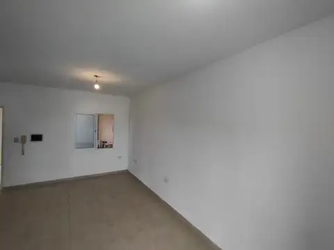 Departamento en Alquiler en Villa Central Norte, $ 250.000