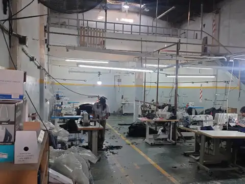 Galpon en Alquiler en Floresta, $ 2.400.000