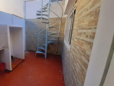 PH 2 ambientes con patio. Villa Devoto.