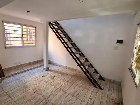 Depto Tipo Casa en Venta de 1 dormitorio