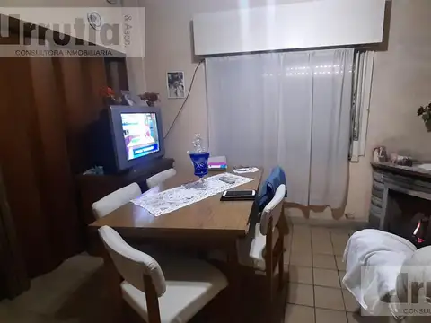 Depto Tipo Casa en Venta en Moron, USD 98.000