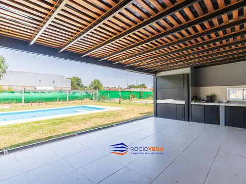 Casa en Venta con 1 cochera