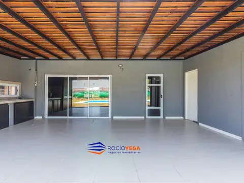 Casa 4 ambientes con 3 baños