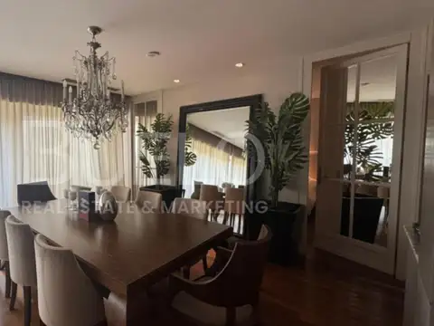 Departamento en venta c/ cochera en Puerto Madero