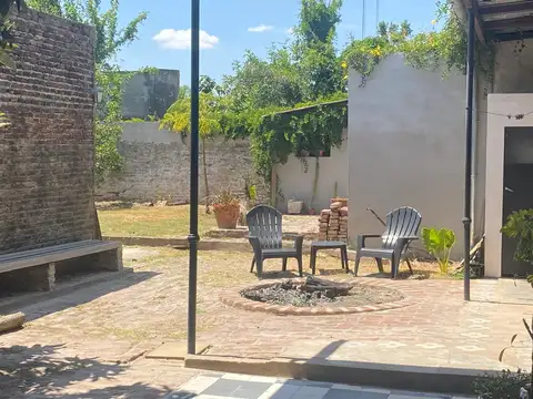 Casa antigua + Local comercial