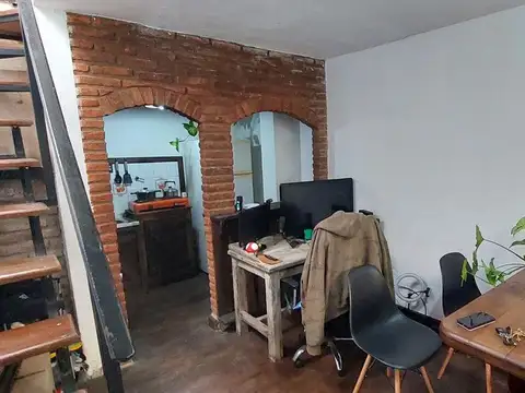 Depto Tipo Casa en Venta 37 años