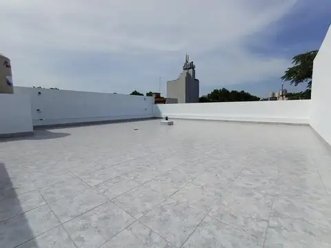 Depto Tipo Casa en Venta en Mataderos, USD 220.000