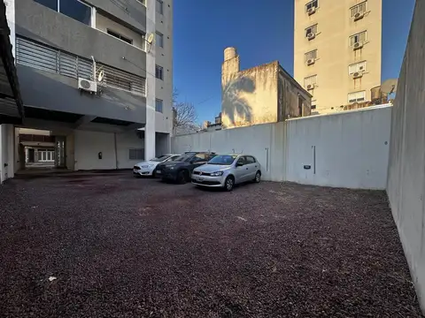 Cochera en VENTA La Plata.