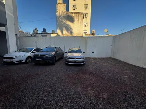 Calle 8 entre 63 y 64 1500