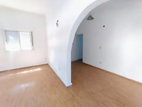 Depto Tipo Casa en Alquiler de 2 dormitorios