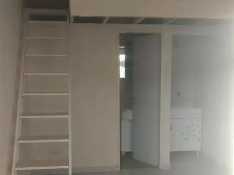 Casa - Barrio Parque Leloir