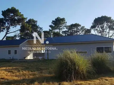 Casa 5 ambientes con 3 baños