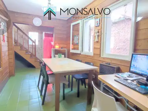 Casa 5 ambientes con 3 baños