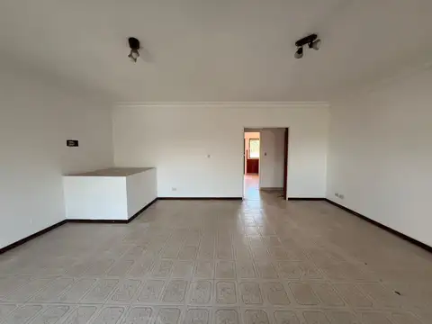 Depto Tipo Casa 3 ambientes con 3 baños