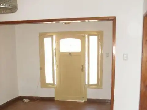 3 AMBIENTES | Dr. Mariano Moreno al 1300