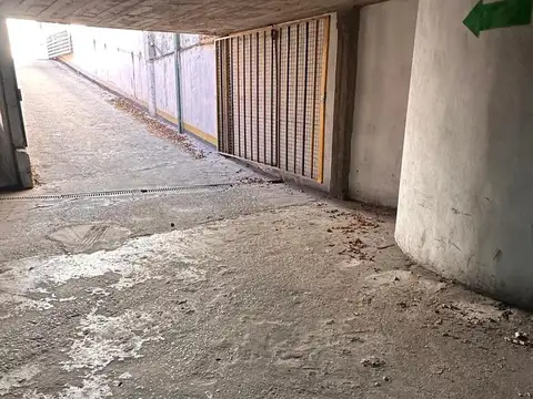 Venta - Unidad de Cochera - Corrientes al 300 - Centro Rosario