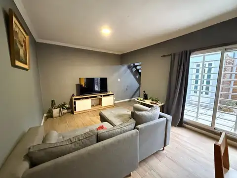 Depto Tipo Casa en Venta en Banfield, USD 89.000