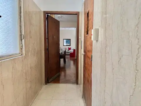 Oficina en Venta con 1 cochera