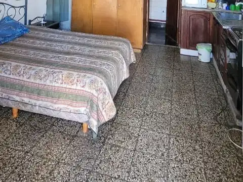 PH CON LOCAL A LA CALLE A REFACCIONAR