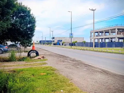 Casa 5 ambientes con 1 baño