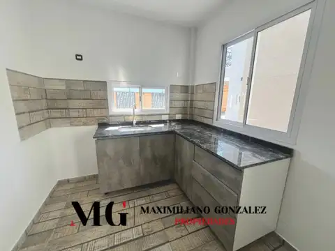 Departamento en Alquiler en Temperley, $ 650.000