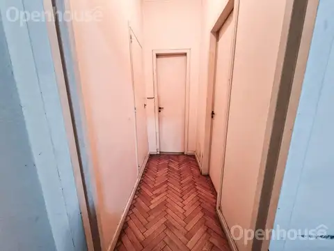 DPTO 2 AMB AMPLIO C/ ENTREPISO Y DOS PATIOS - CABALLITO