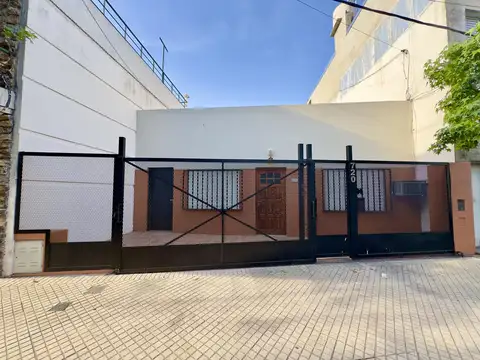 Centeno 700 - Casa en venta de dos dormitorios mas comodín - Rosario, General Las Heras