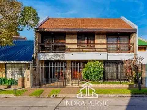 VENTA APTO CRÉDITO Chalet San José Mar del Plata 4 ambientes con garaje y patio