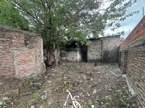 Galpon en Venta 10  mts Frente